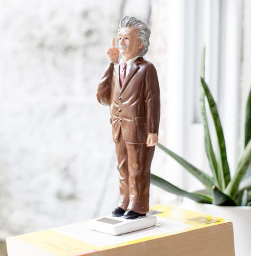 Statue Einstein Solaire Kikkerland – Figurine Solaire Albert Einstein - Mycrazystuff
