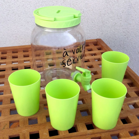 Fontaine à boisson et ses 4 gobelets