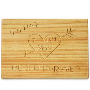 Carte postale en bois à graver.