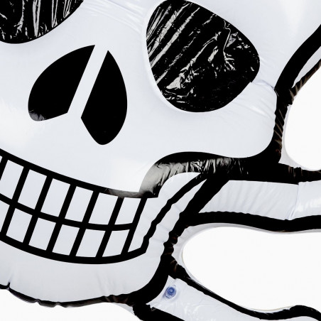 Tête de mort géante gonflable