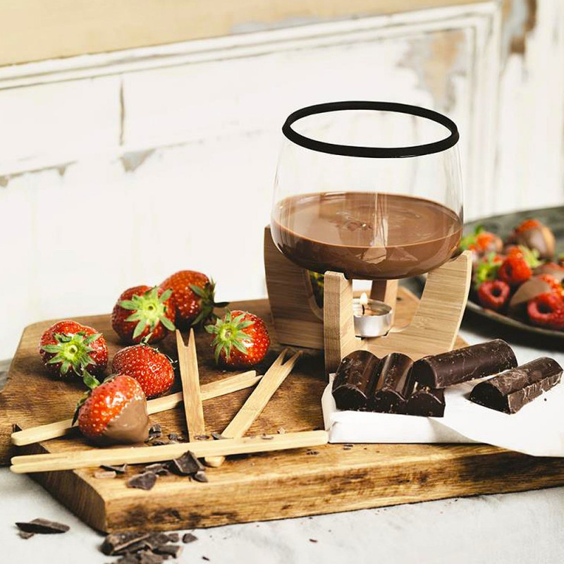 Gadget GENERIQUE Machine fondue à chocolat : forme de c?ur rouge 4 piques à  fondue c deco maison ustensile cuisine