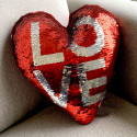 Coussin coeur LOVE sequins