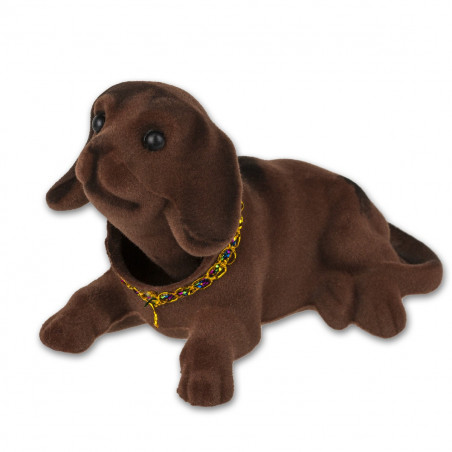 Chien qui bouge la tête