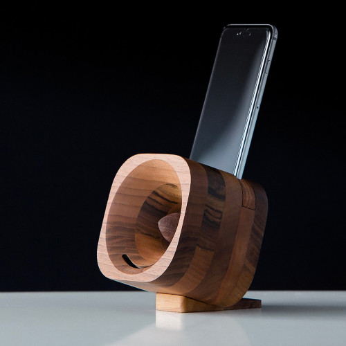 Enceinte en bois design pour iPhone