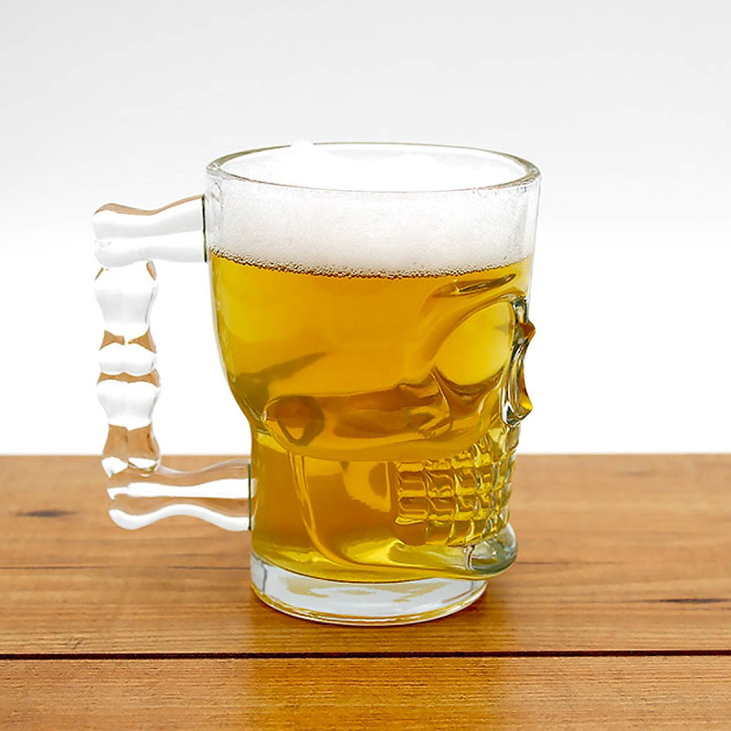 Chope à bière tête de mort