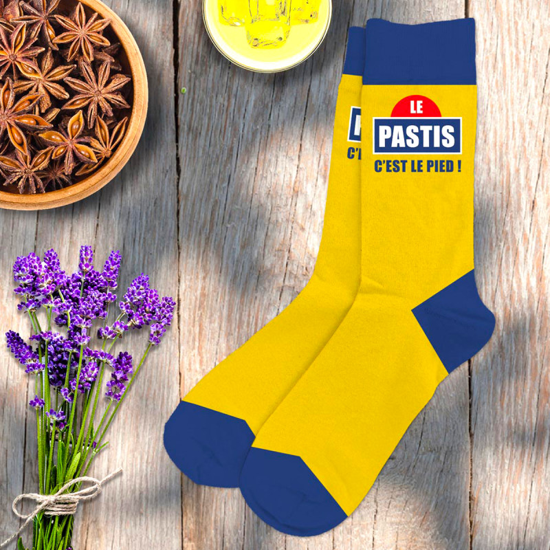 Ensemble Bob et chaussettes Pastis