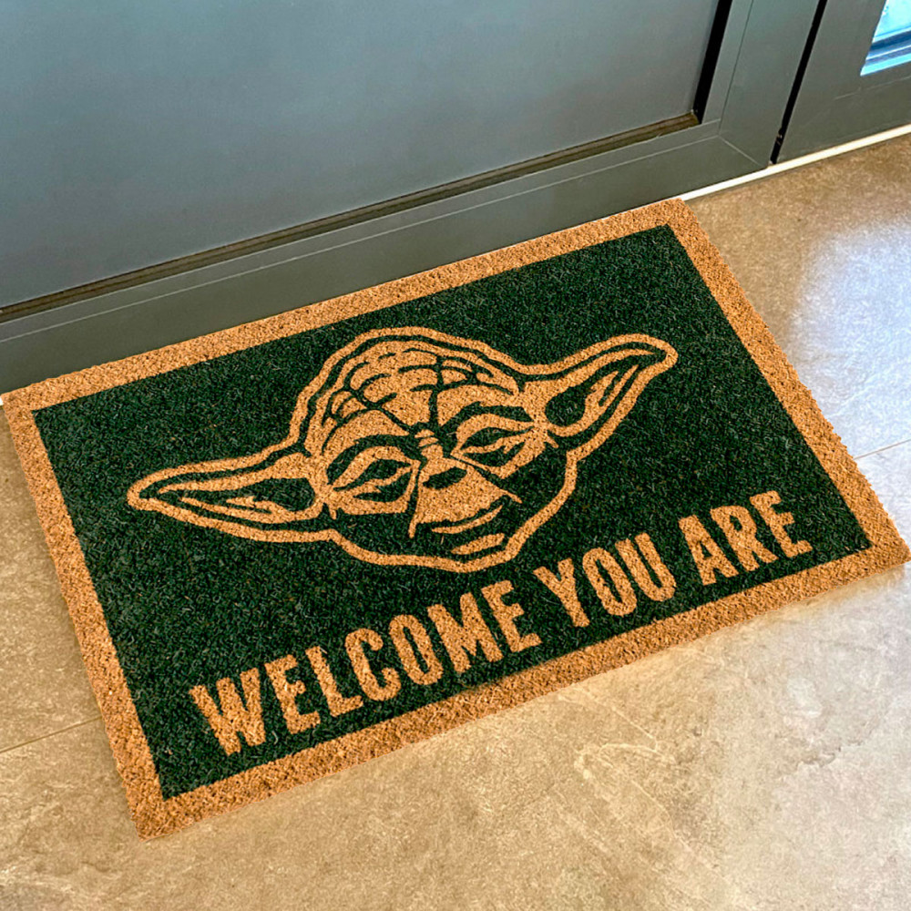 Paillasson Star Wars représentant Yoda, idéal pour les fans de la saga