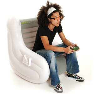 Maxlounge Liquid, le fauteuil gonflable multimedia