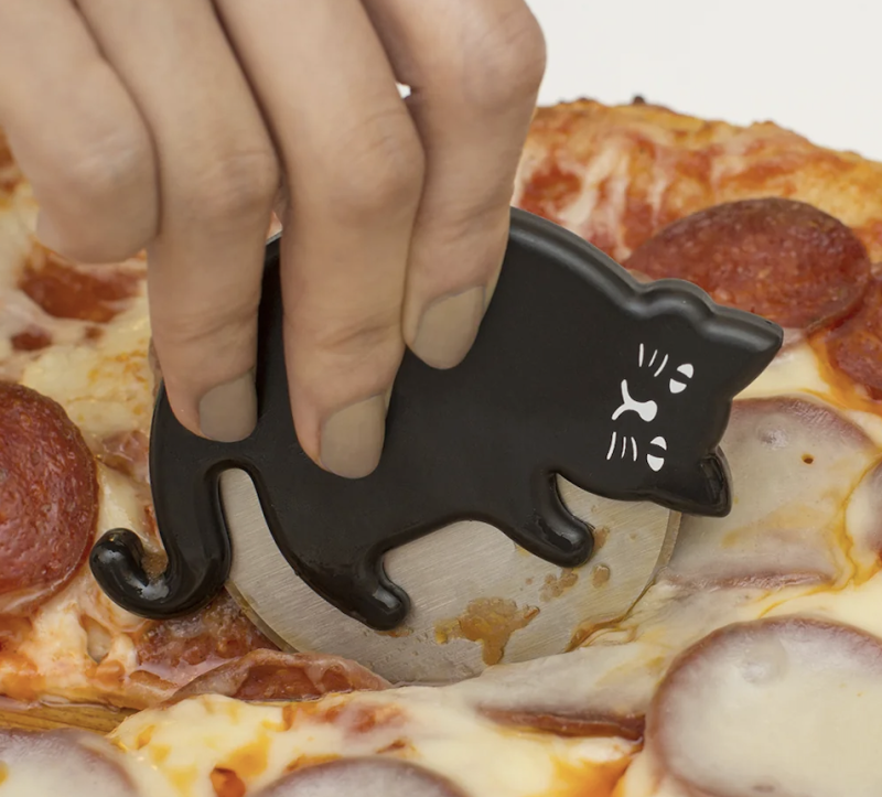 coupe pizza chat kikkerland