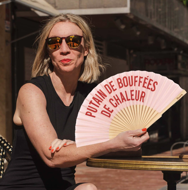 Eventail Rose Putain de Bouffées de Chaleur Fisura