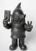 Gnome Selfie Noir 29 cm – Nani’s mycrazystuff.com
