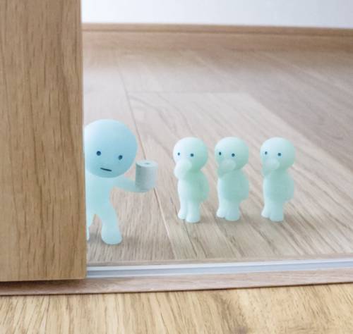 Smiski Toilet – Figurine Surprise 1 Pièce – Modèle Aléatoire