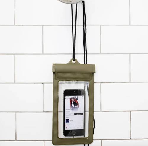 Kikkerland – Pochette Étanche pour Téléphone Verte avec Cordon