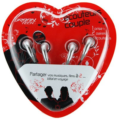 Double paire d'écouteurs couple.