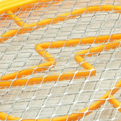 Raquette anti-insecte