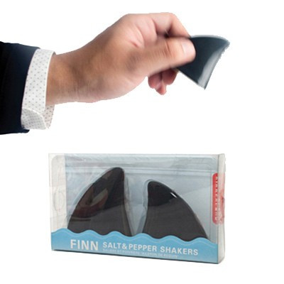 Salière et poivrière requin