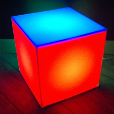 Cube lumineux faces indépendantes LED