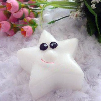 Petite étoile veilleuse couleurs changeantes LED