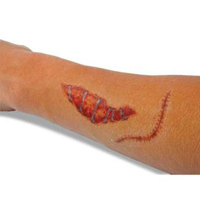 Tatouages cicatrices horreur