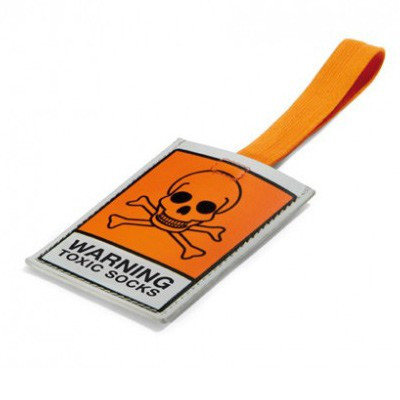 Etiquette à bagages "chaussettes puantes"