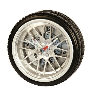 Réveil roue de voiture