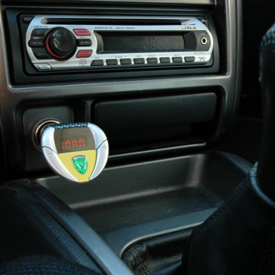 Soundracer moteur V12, transmetteur FM phénoménal