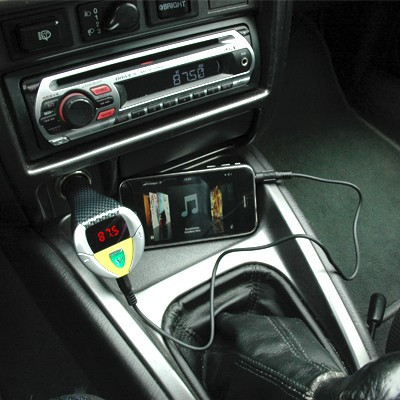 Soundracer moteur V12, transmetteur FM phénoménal