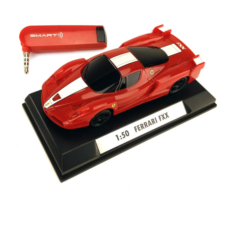 Smart link Ferrari FXX radiocommandée via Smartphone