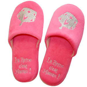 Vente Chaussons brodés "La reine c'est Maman !"