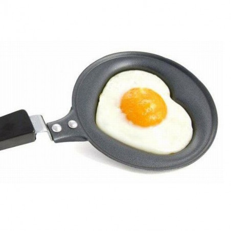 Poêlon coeur oeuf au plat