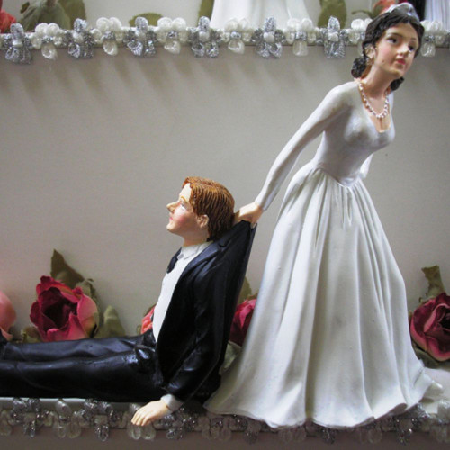 Figurines pour gâteau de mariage - Marié réticent