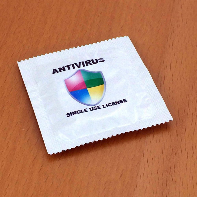 Préservatif humoristique Antivirus