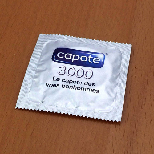 Préservatif humoristique Capote 3000
