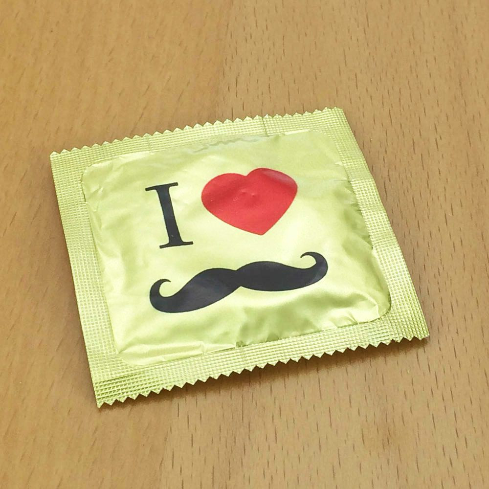 Préservatif humoristique I love Moustache